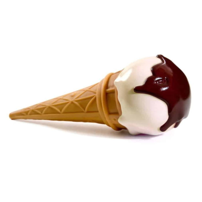 Vibratore gelato alla vaniglia I-Scream Shiri Zinn 01