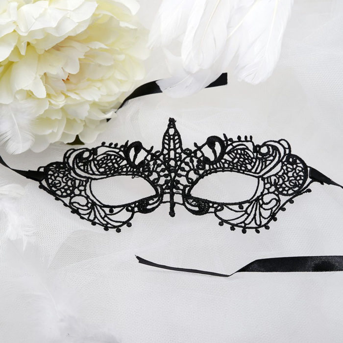 Maschera in pizzo nero modello "ELEVEN" - Queen Accessories